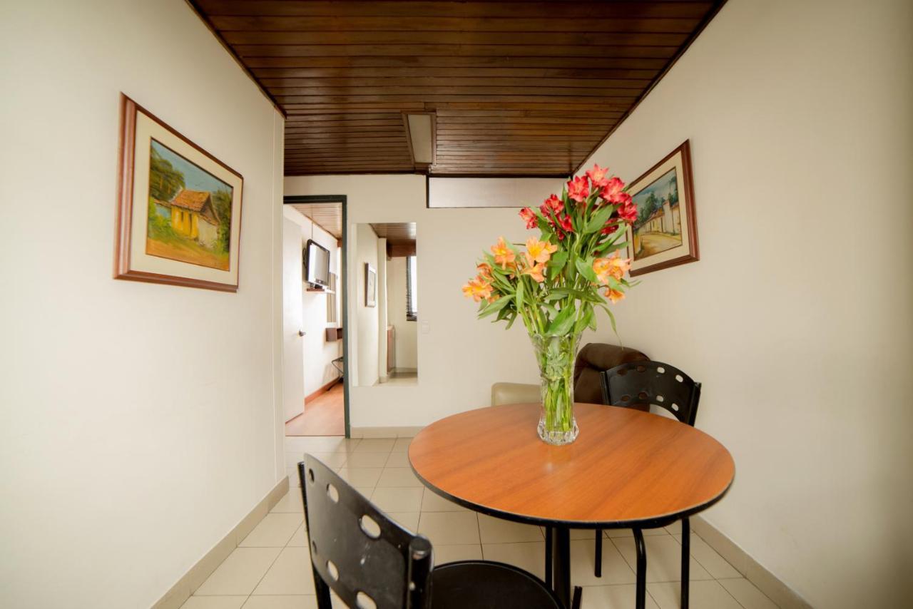 Apartamentos Galerias Bogotá Zewnętrze zdjęcie
